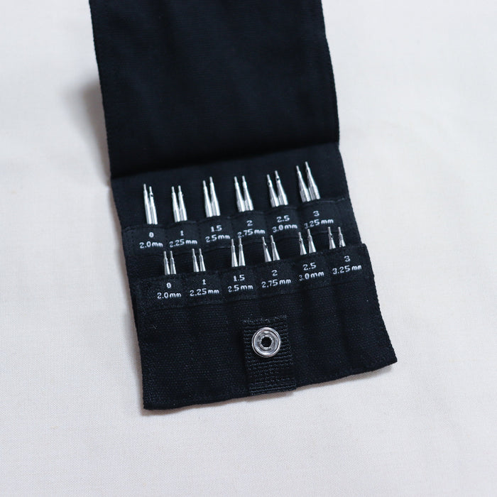 ChiaoGoo Twist Red Lace Shorties interchangeable knitting needle set in mini size.
