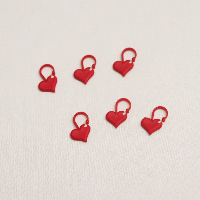 addiLove heart shaped stitch marker